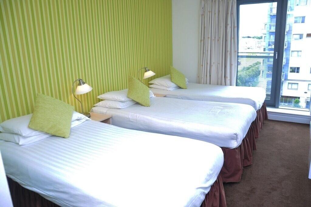 Ocean Serviced Apartments Edinburg Exteriör bild