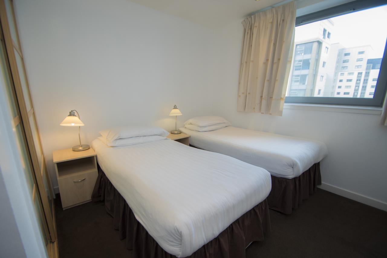 Ocean Serviced Apartments Edinburg Exteriör bild
